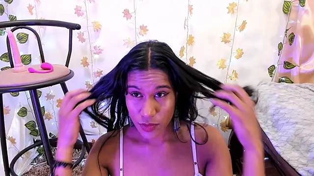 Godess Mar online show from November 19, 2025, 8:42 pm