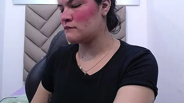 Snapshot of navani_onella chatting on October 15, 2025, 11:21 am navani onella online show from October 15, 2025, 11:21 am