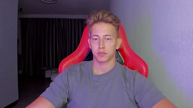 find0m master online show from November 27, 2025, 9:39 pm