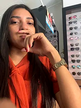 Snapshot of oralin chatting on October 28, 2025, 12:52 pm oralin online show from October 28, 2025, 12:52 pm