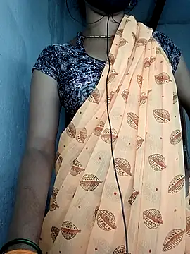 Snapshot of Sexy_Riya_Bhabhi chatting on October 16, 2025, 1:39 am Sexy Riya Bhabhi online show from October 16, 2025, 1:39 am