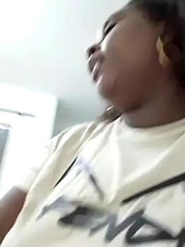 NaomiGrace  online show from December 5, 2025, 11:08 am