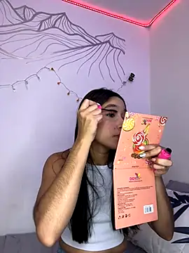 Ariasex  online show from November 18, 2025, 8:02 pm