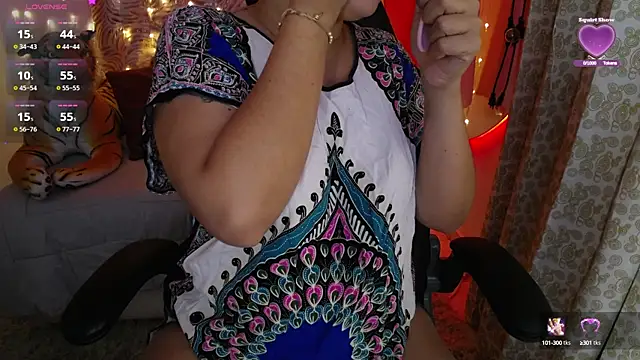 krishnaveni   online show from October 16, 2025, 1:23 pm