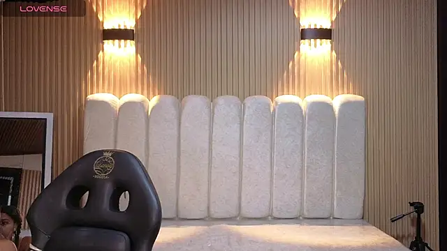 Kendall rossii  online show from December 2, 2025, 3:12 am