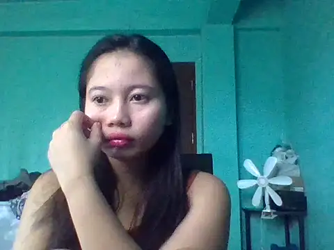 Snapshot of Baby_girl0516 chatting on October 13, 2025, 2:22 am Baby girl0516 online show from October 13, 2025, 2:22 am