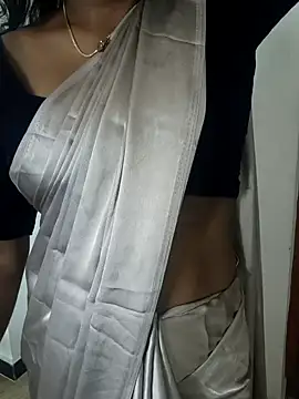 Tamilmallu-duskygirl03 online show from November 3, 2025, 6:58 am