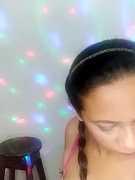 Snapshot of Gema__8 chatting on October 14, 2025, 4:13 am Gema 8 online show from October 14, 2025, 4:13 am