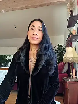Snapshot of bianca_bellamy chatting on October 18, 2025, 8:37 am bianca bellamy online show from October 18, 2025, 8:37 am