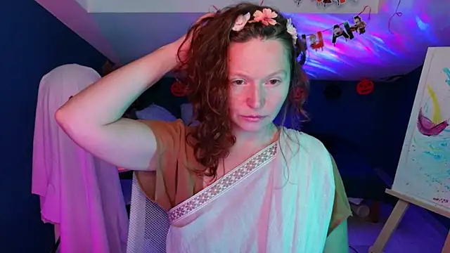 Snapshot of AuroraBorealis__ chatting on October 31, 2025, 6:58 am AuroraBorealis online show from October 31, 2025, 6:58 am