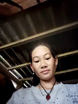 gio-thu online show from October 17, 2025, 7:33 am