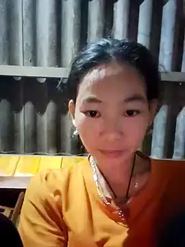 gio-thu online show from November 30, 2025, 11:25 am