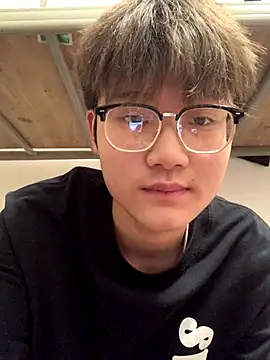 Snapshot of KK-cuteboy chatting on November 28, 2025, 10:40 am KK-cuteboy online show from November 28, 2025, 10:40 am