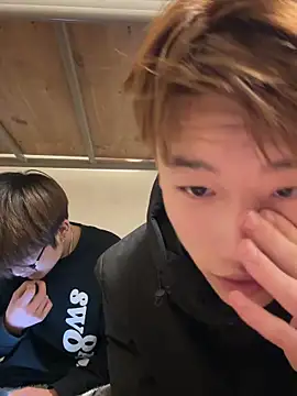 Snapshot of KK-cuteboy chatting on December 3, 2025, 10:57 am KK-cuteboy online show from December 3, 2025, 10:57 am