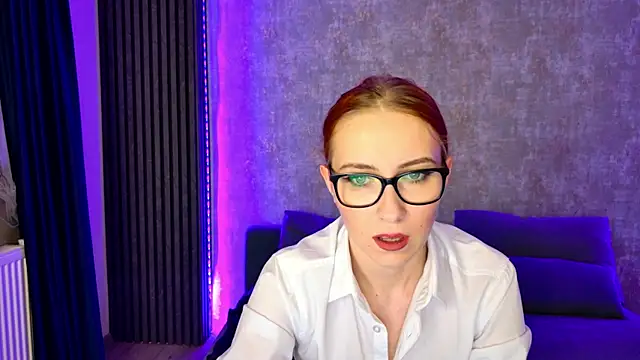 Snapshot of scarleteyes_ chatting on November 10, 2025, 5:06 am scarleteyes online show from November 10, 2025, 5:06 am