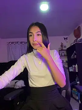 Snapshot of emyli_11 chatting on October 9, 2025, 11:14 pm emyli 11 online show from October 9, 2025, 11:14 pm