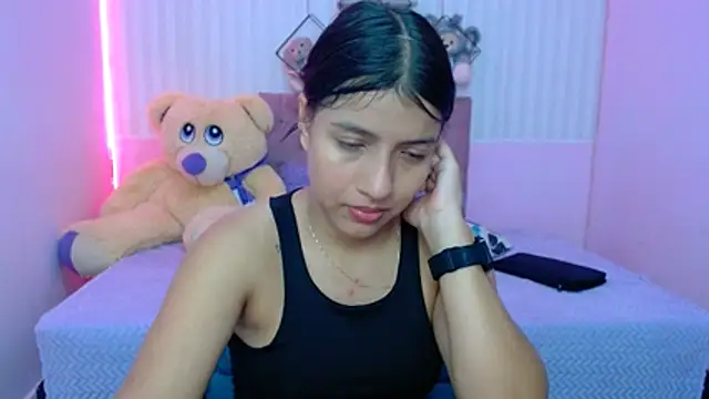 Snapshot of zara_cute chatting on November 28, 2025, 4:53 pm zara cute online show from November 28, 2025, 4:53 pm