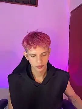 tylernova online show from November 18, 2025, 3:34 am