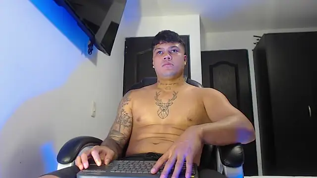 Snapshot of Boyhot_00 chatting on October 18, 2025, 3:09 am Boyhot 00 online show from October 18, 2025, 3:09 am