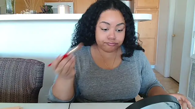 KalaniRose online show from October 16, 2025, 7:26 pm