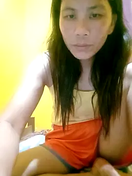 GentlePearl Palangga online show from November 18, 2025, 12:09 pm