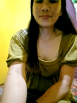 GentlePearl Palangga online show from November 19, 2025, 9:31 am