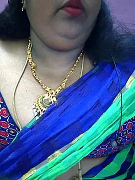 Snapshot of sweetrevathi chatting on November 9, 2025, 5:11 pm sweetrevathi online show from November 9, 2025, 5:11 pm