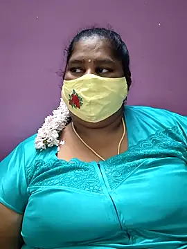 Snapshot of sweetrevathi chatting on December 3, 2025, 5:33 pm sweetrevathi online show from December 3, 2025, 5:33 pm