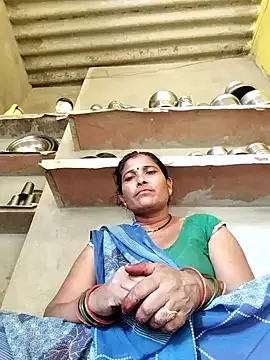 Snapshot of R_sehjal chatting on October 11, 2025, 6:01 am R sehjal online show from October 11, 2025, 6:01 am