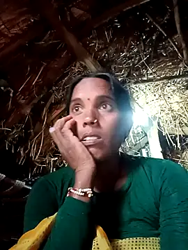 Cutsedi3 online show from October 22, 2025, 11:21 am