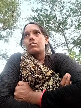 Cutsedi3 online show from November 23, 2025, 11:43 am