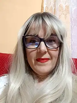 Snapshot of Amelialove42 chatting on October 30, 2025, 7:25 pm Amelialove42 online show from October 30, 2025, 7:25 pm