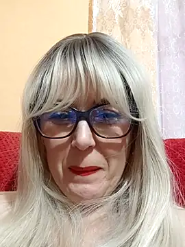 Snapshot of Amelialove42 chatting on November 13, 2025, 7:02 pm Amelialove42 online show from November 13, 2025, 7:02 pm