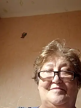 Katherine735 online show from November 11, 2025, 7:58 pm