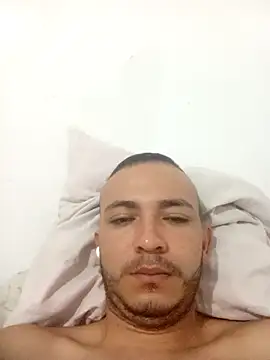 Snapshot of Vergall chatting on November 22, 2025, 12:37 pm Vergall online show from November 22, 2025, 12:37 pm