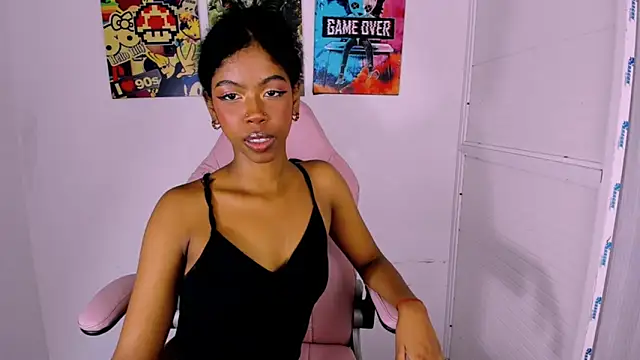 Snapshot of Dakota_evans18 chatting on November 7, 2025, 2:33 am Dakota evans18 online show from November 7, 2025, 2:33 am