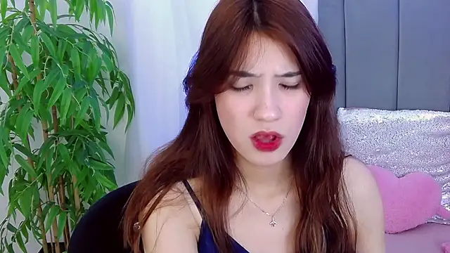 Snapshot of ArielLoove chatting on December 14, 2025, 1:16 pm ArielLoove online show from December 14, 2025, 1:16 pm