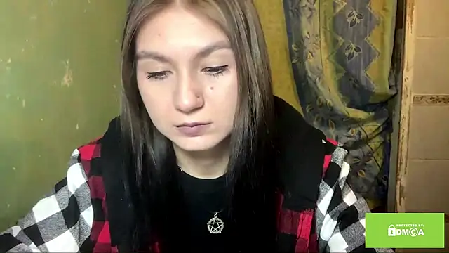 ArianeBhayani online show from November 23, 2025, 9:47 pm