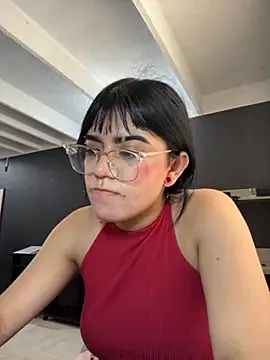 angie rousse  online show from November 20, 2025, 1:33 pm