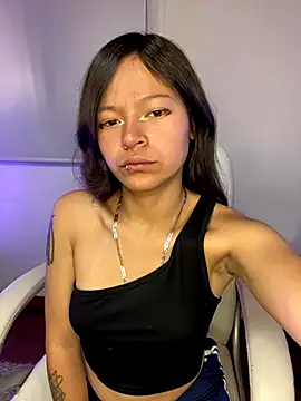 Ninfa pink online show from November 8, 2025, 7:34 pm