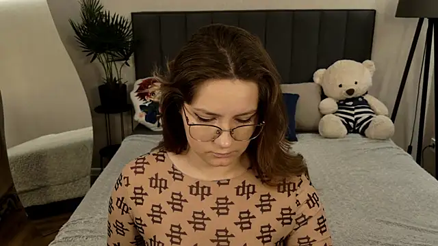 Snapshot of Briarx chatting on October 25, 2025, 8:58 pm Briarx online show from October 25, 2025, 8:58 pm