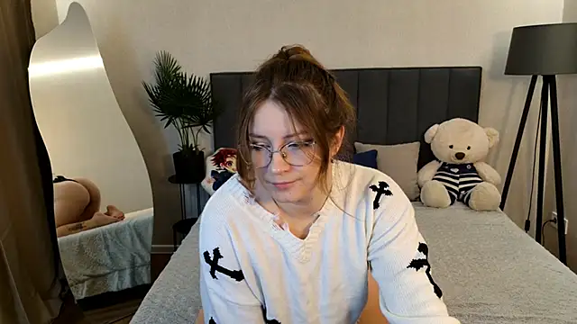 Snapshot of Briarx chatting on October 27, 2025, 8:57 pm Briarx online show from October 27, 2025, 8:57 pm