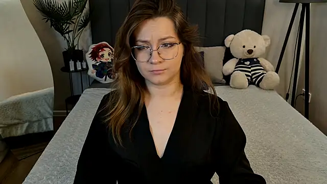 Snapshot of Briarx chatting on November 3, 2025, 8:10 pm Briarx online show from November 3, 2025, 8:10 pm