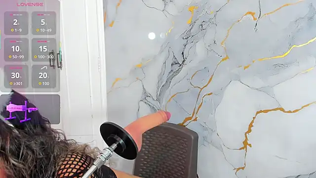 elizabeth liones  online show from October 29, 2025, 3:42 am