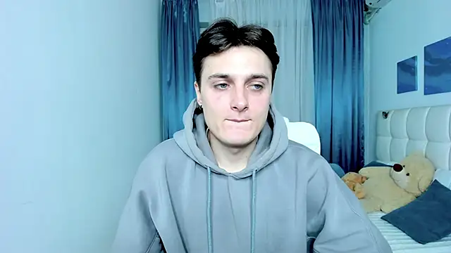 GGimperator  online show from December 2, 2025, 11:04 am