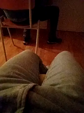 Snapshot of aripuppi95 chatting on October 10, 2025, 11:48 pm aripuppi95 online show from October 10, 2025, 11:48 pm