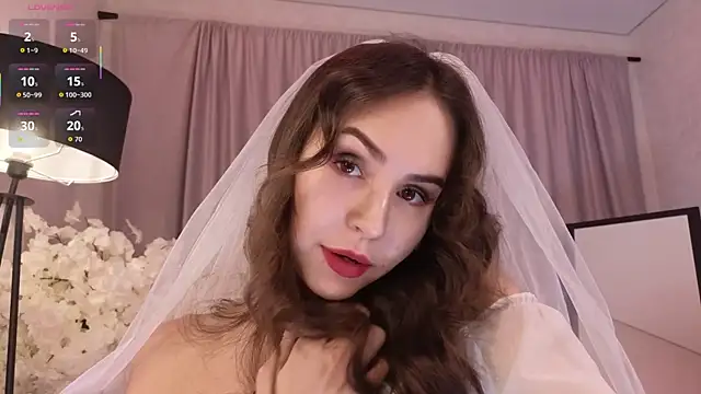 LionKierra online show from October 25, 2025, 3:14 am