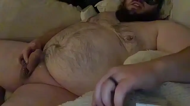 Snapshot of Chubbyfreak37 chatting on October 15, 2025, 2:33 am Chubbyfreak37 online show from October 15, 2025, 2:33 am