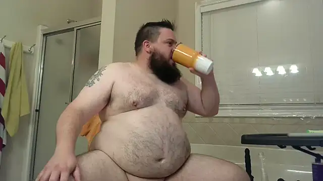 Snapshot of Chubbyfreak37 chatting on November 18, 2025, 4:06 am Chubbyfreak37 online show from November 18, 2025, 4:06 am