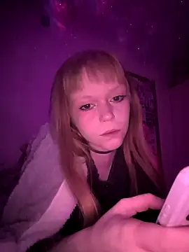 Snapshot of OpheliaMills chatting on October 11, 2025, 10:30 pm OpheliaMills online show from October 11, 2025, 10:30 pm